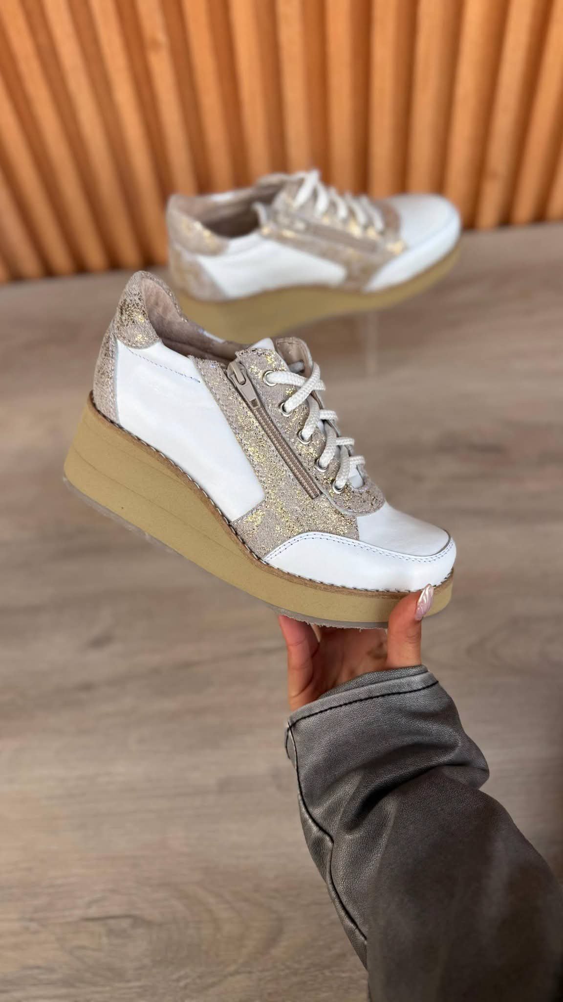 CALZADO DEPORTIVO (SNEAKERS)